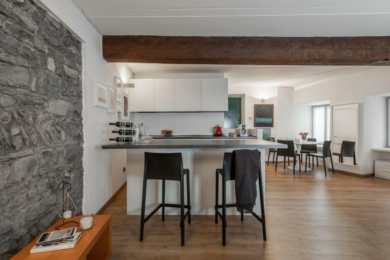 קומו A Casa Nuccia Studio By Holiday Solutions מראה חיצוני תמונה